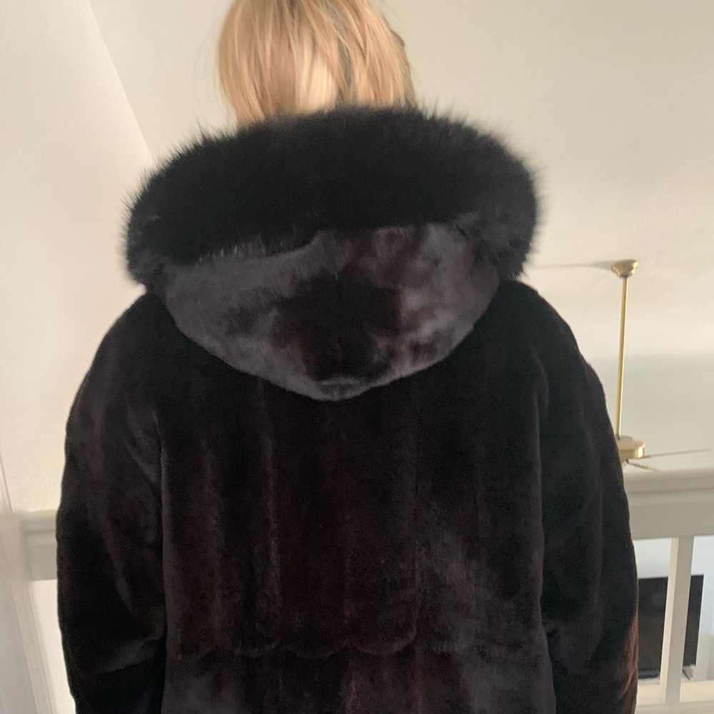 Leather Mink? Coat
NWOT at Nordstrom aprox 2004 for $1500.00 Beautiful!